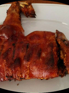 Una foto de Cochinillo al horno