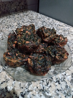 Una foto de Suspiros con hojas de remolacha