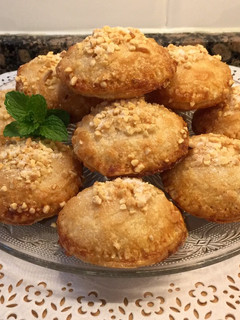 Una foto de Delicias de hojaldre rellenas de cabello de ángel y canela, sin gluten, sin lactosa