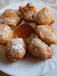 Gyors Túró fánkocska 🥰 recept fotója