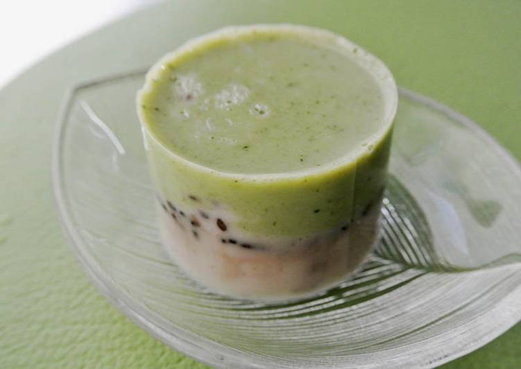 Kanten Dessert; Matcha milk with sesames