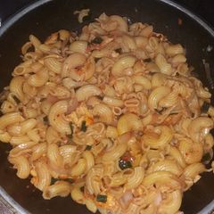 A picture of Macaroni.
