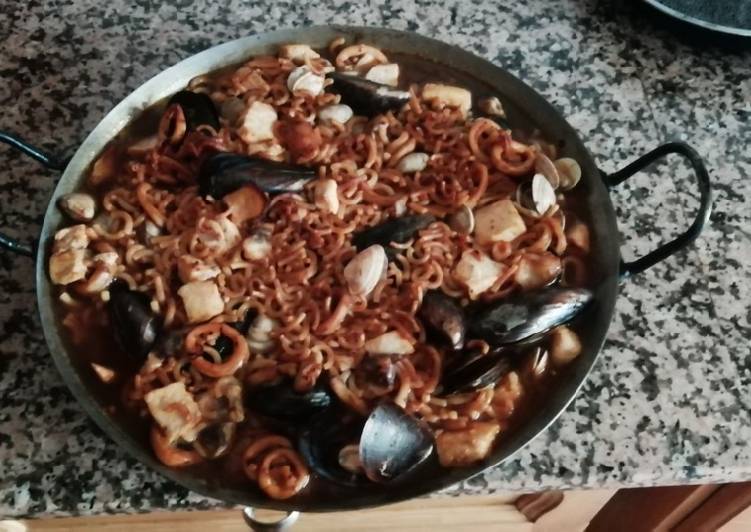 Fideuá