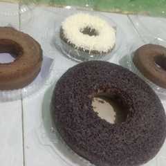 A picture of Bolu ketan hitam panggang.