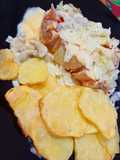 Arrollado de pollo con papas y champiñones