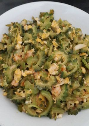 Foto resep Oseng pare telur