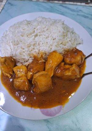 A picture of Chicken with Curry and Coconut Milk.