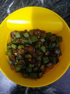 कुरकुरी भिंडी (kurkuri bhindi recipe in Hindi) रेसिपी मुख्य फोटो