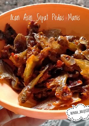 Foto resep Ikan asin sepat pedas manis