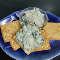 A picture of Cucumber Cheese Spread.