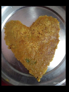 கேரட் ஆலு சீலா (Carrot Aloo chila recipe in tamil) செய்முறை முக்கிய புகைப்படம்