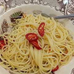 A picture of Spaghetti Aglio Olio #mysimplekitchen.