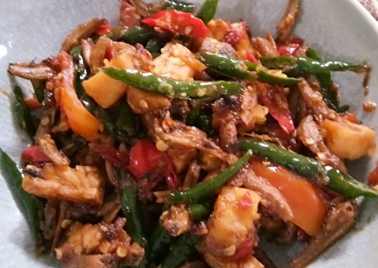 Resep Oseng jambal dan tempe cabe hijau Anti Gagal