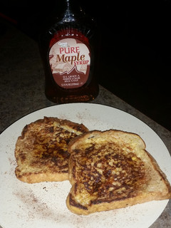 A picture of French Toast.