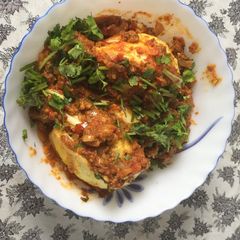 A picture of Stuffed cabbage.