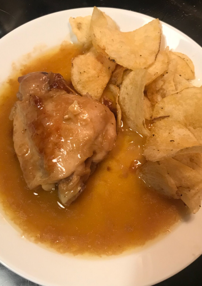 Una foto de Pollo a la cerveza fácil