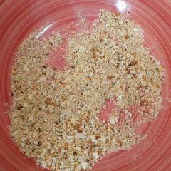 A picture of Microwave breadcrumbs.