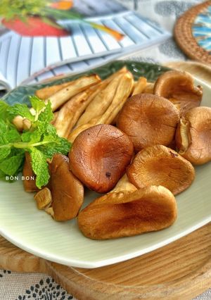 Hình của món Nấm Chân Dài Nướng.