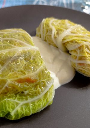 Foto di Involtini di verza e ceci con salsa alla senape