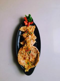 ચીઝ કોર્ન પરાઠા (Cheese Corn Paratha Recipe In Gujarati) રેસીપી મુખ્ય ફોટો