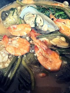 A picture of Seafood Sinigang.