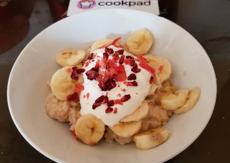 My healthy Porridge with fruit. đ