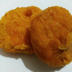 Mango khaja A picture of Mango khaja.