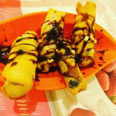 Chocolate spring roll A picture of Chocolate spring roll.