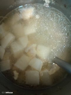 蘿蔔軟骨湯 的食譜成品照片