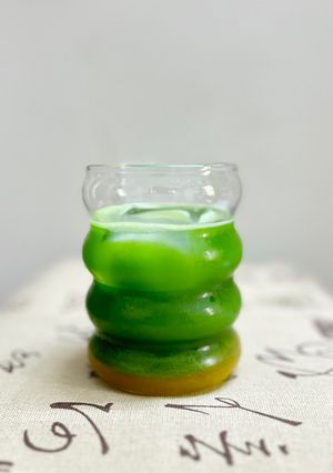 Hình của món Matcha soda refresher.