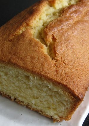 A picture of Coconut Cake.