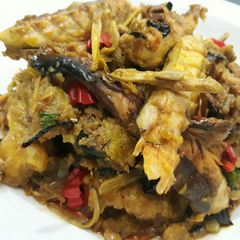 A picture of Plantain porriage with ugba.