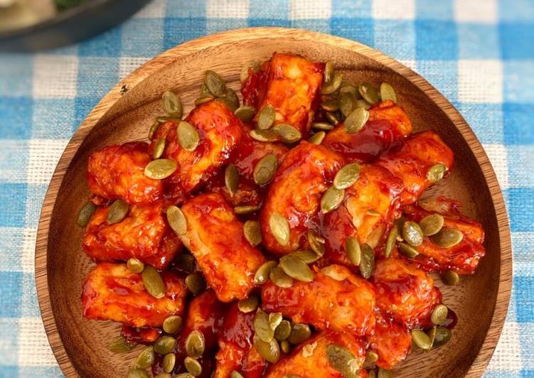 Dubu-gangjeong두부강정 -Sweet and crunchy tofu