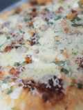 Chicken tikka pizza