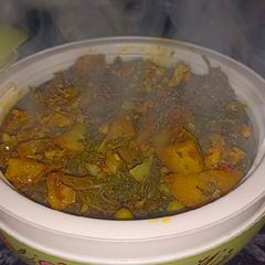 आलू गोभी पालक की चटपटी सब्जी A picture of आलू गोभी पालक की चटपटी सब्जी.