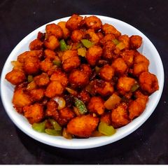 A picture of Dry Soya Manchurian.