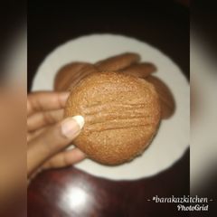 A picture of Chocolate cinnamon cookies.