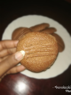 A picture of Chocolate cinnamon cookies.