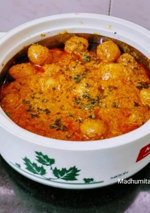 A picture of Kashmiri Dum Aloo.