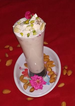 A picture of Badam MilkShake.