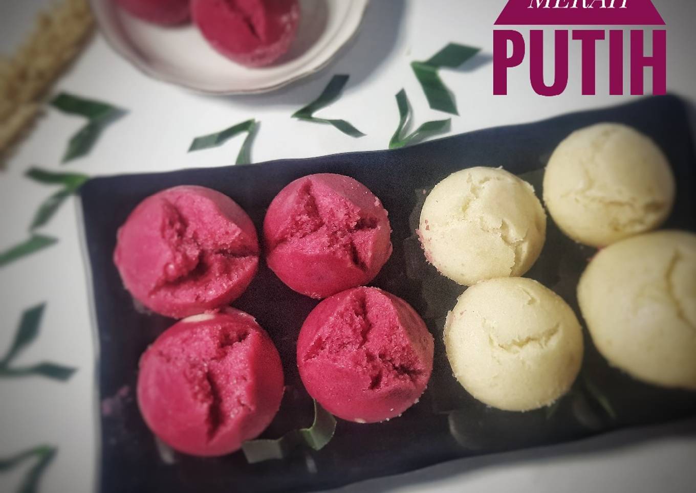Kue Mangkok Merah Putih