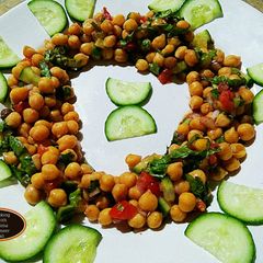 A picture of Chickpea Salad.