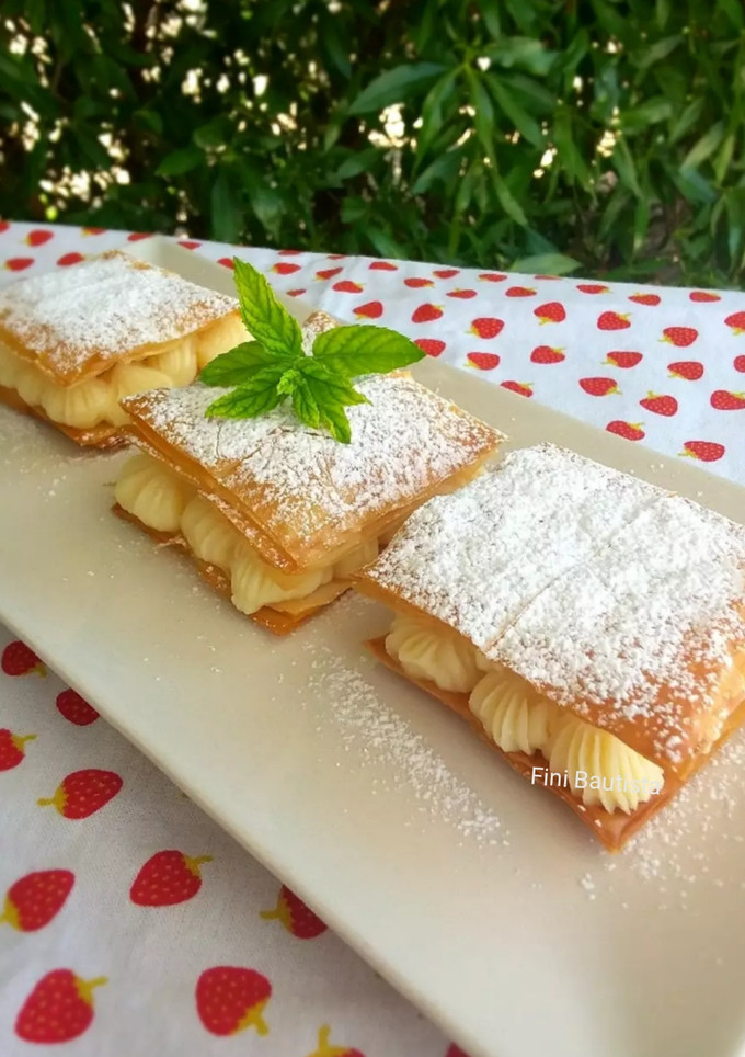 Una foto de Postre crujiente de crema pastelera