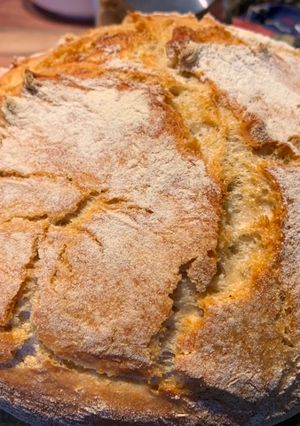 Una foto de Pan casero en el Dutch Oven