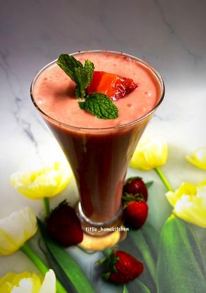 A picture of Strawberry Milkshake.