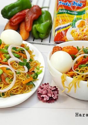A picture of Stir fry veg noodles.
