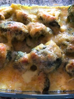 Una foto de Brócoli gratinado en salsa bechamel al curry