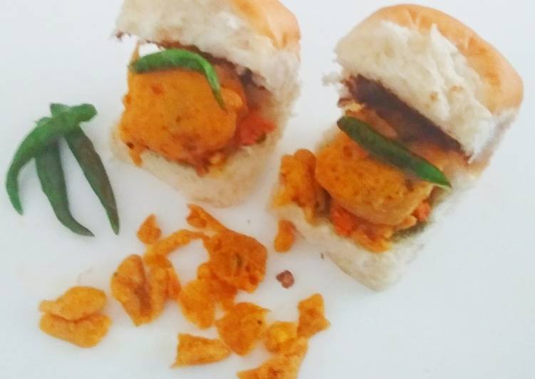 How to Make Vada Pav Tasty Crieur's Recipes