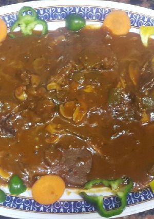 صورة لوصفة لحم بصوص البابريكا الحار و المشروم (الفطر)