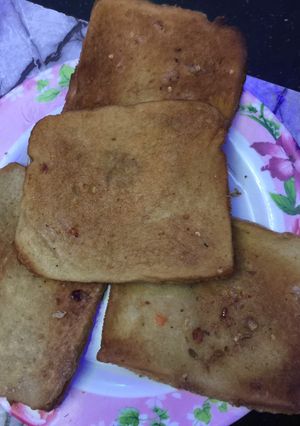 Fried bread wit egg ainihin hoton girkin